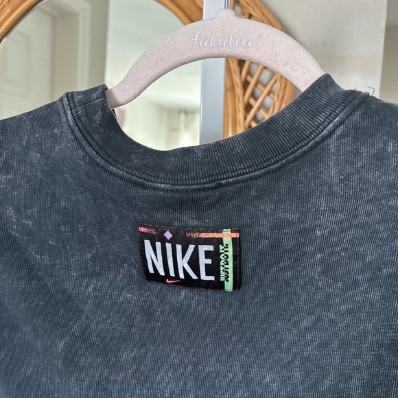 Nike / Sportswear Retro Vintage Athletic Tank Top - Picture 5 of 6